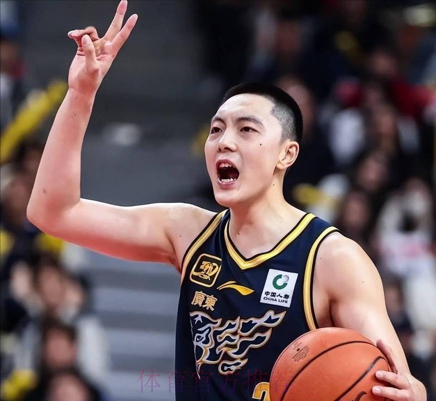 【集锦】假转身干拔三分,胡明轩26分4篮板4助攻 | 四川76-104广东 【集锦】假转身干拔三分,胡明轩26分4篮板4助攻 | 四川76-104广东